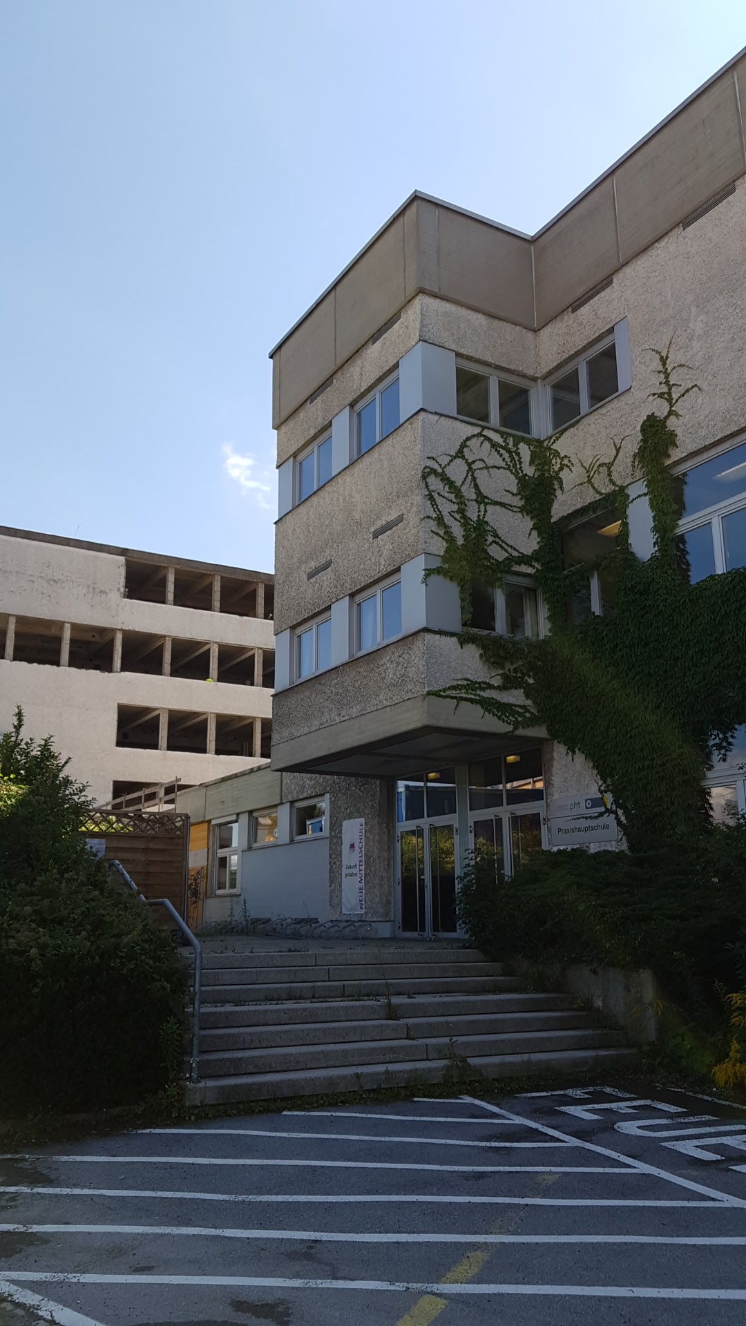 University of Education Tyrol photo 9