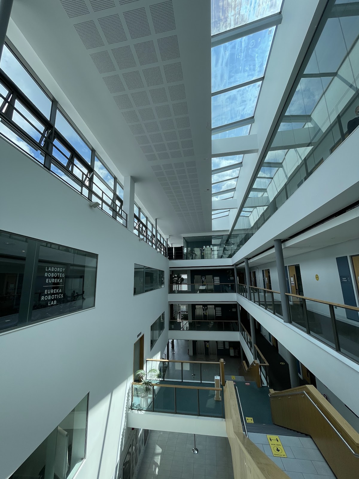 Cardiff Metropolitan University photo 7