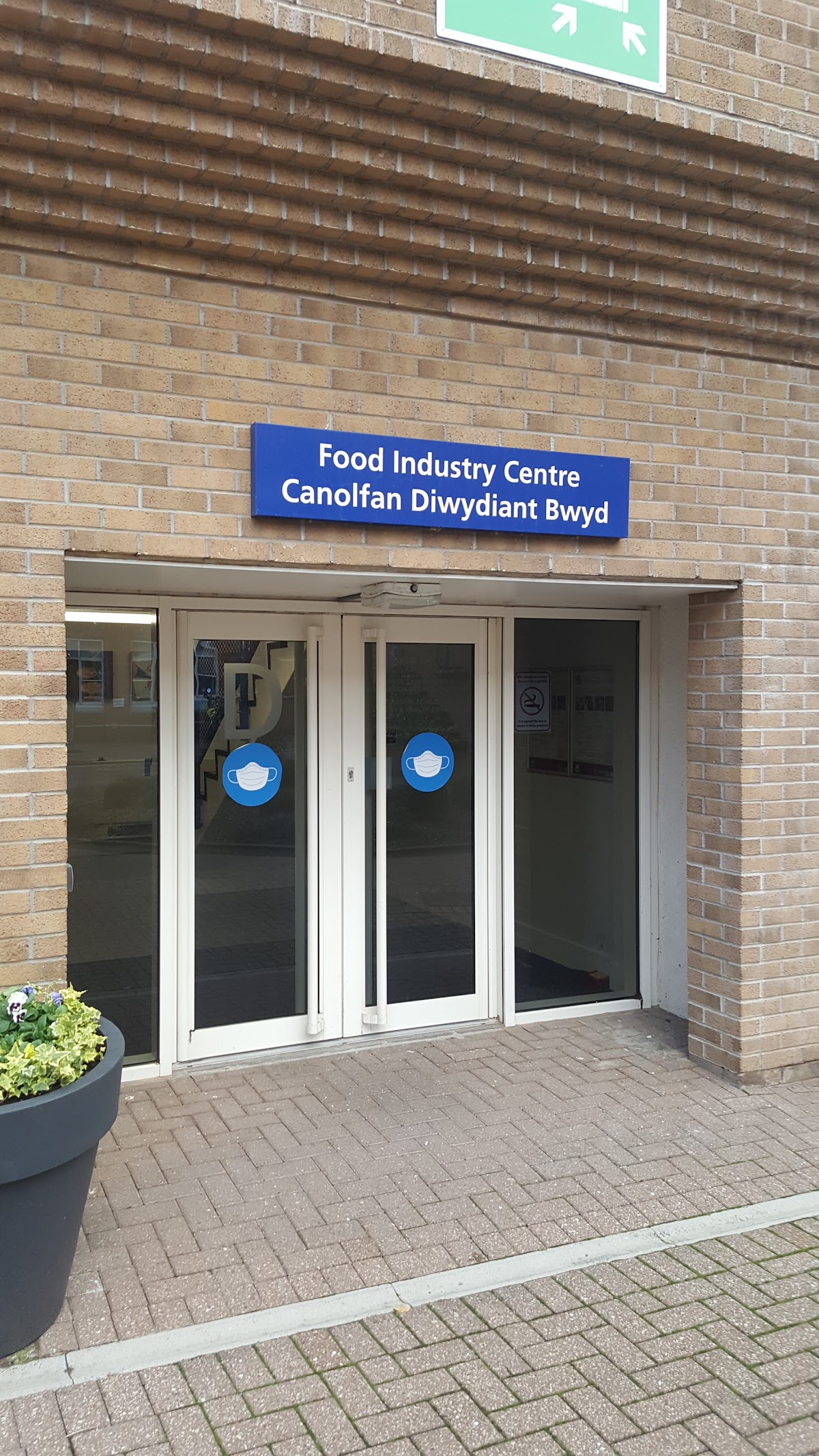 Cardiff Metropolitan University photo 9
