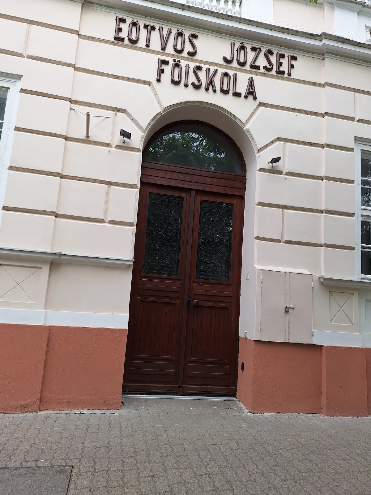 Eötvös József College photo 8