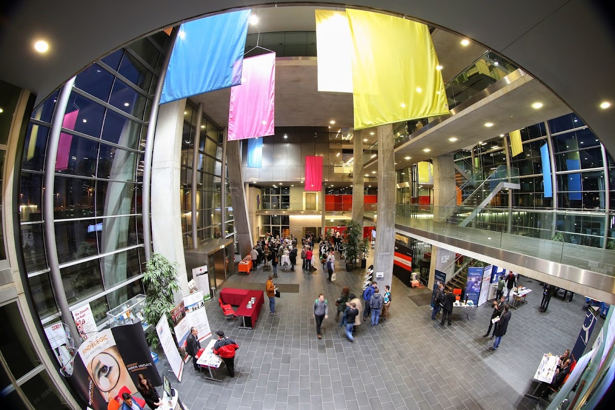 Salzburg University of Applied Sciences photo 3