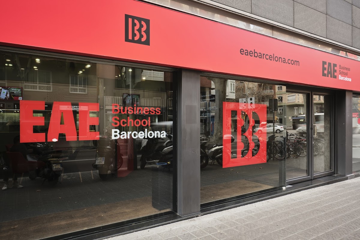 EAE Business School photo 3