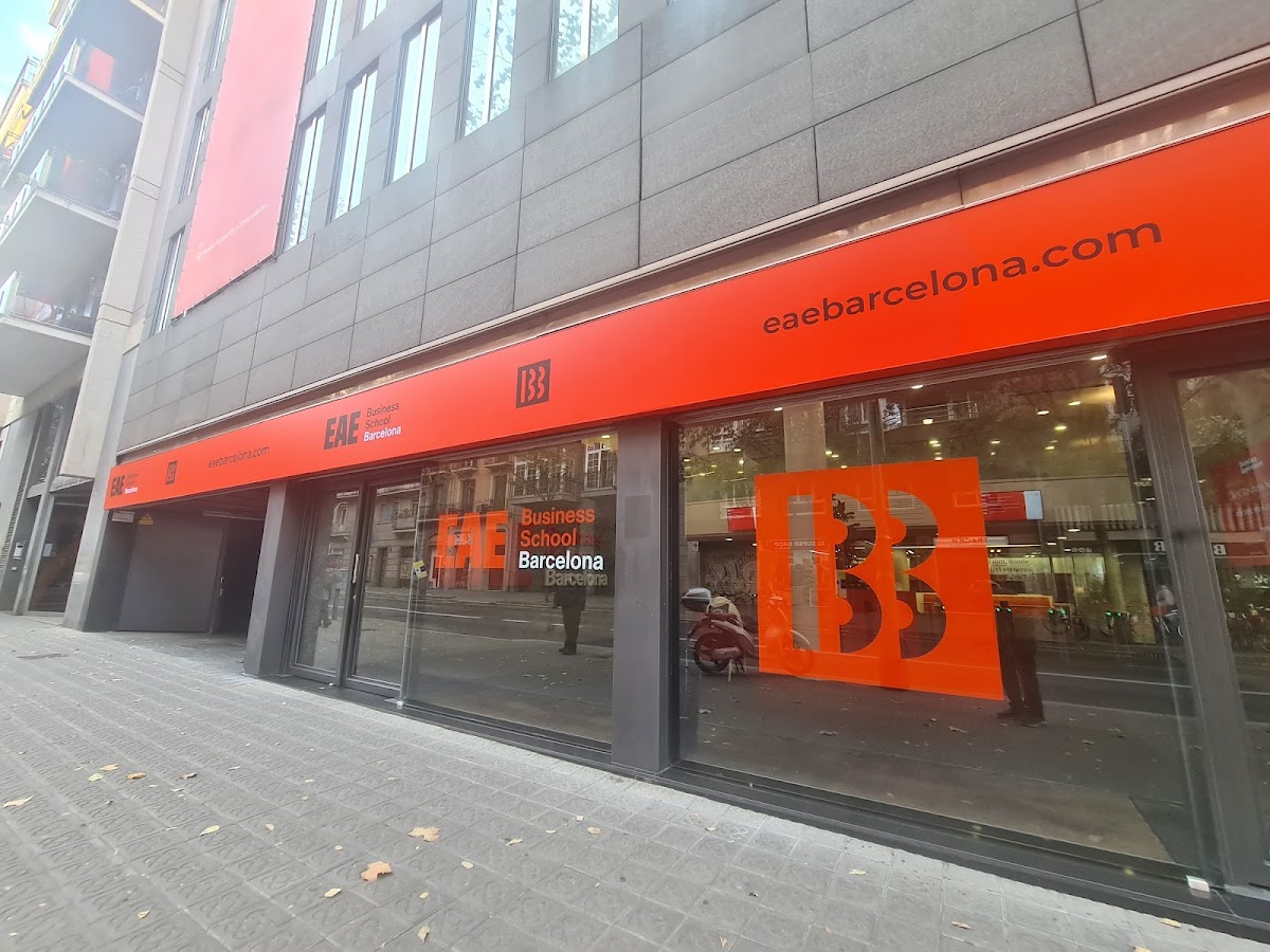 EAE Business School photo 4