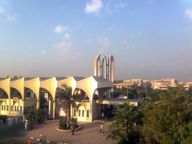 Helwan University photo 3