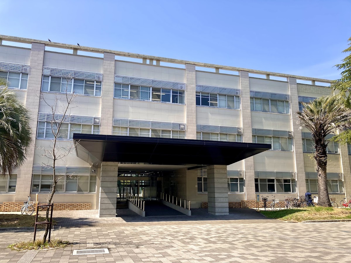 Osaka Metropolitan University photo 6