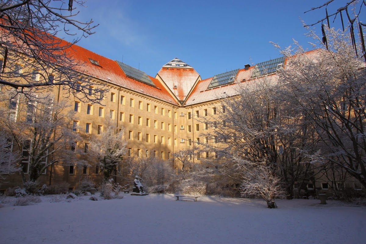 University of Dresden photo 3
