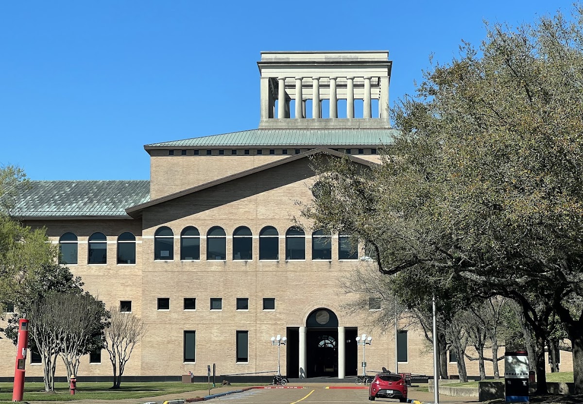 College of 2241 photo 4