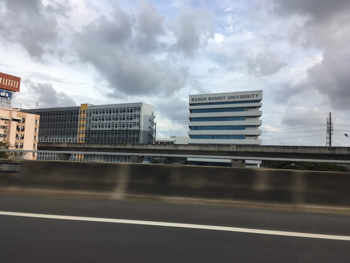 Kasem Bundit University photo 5