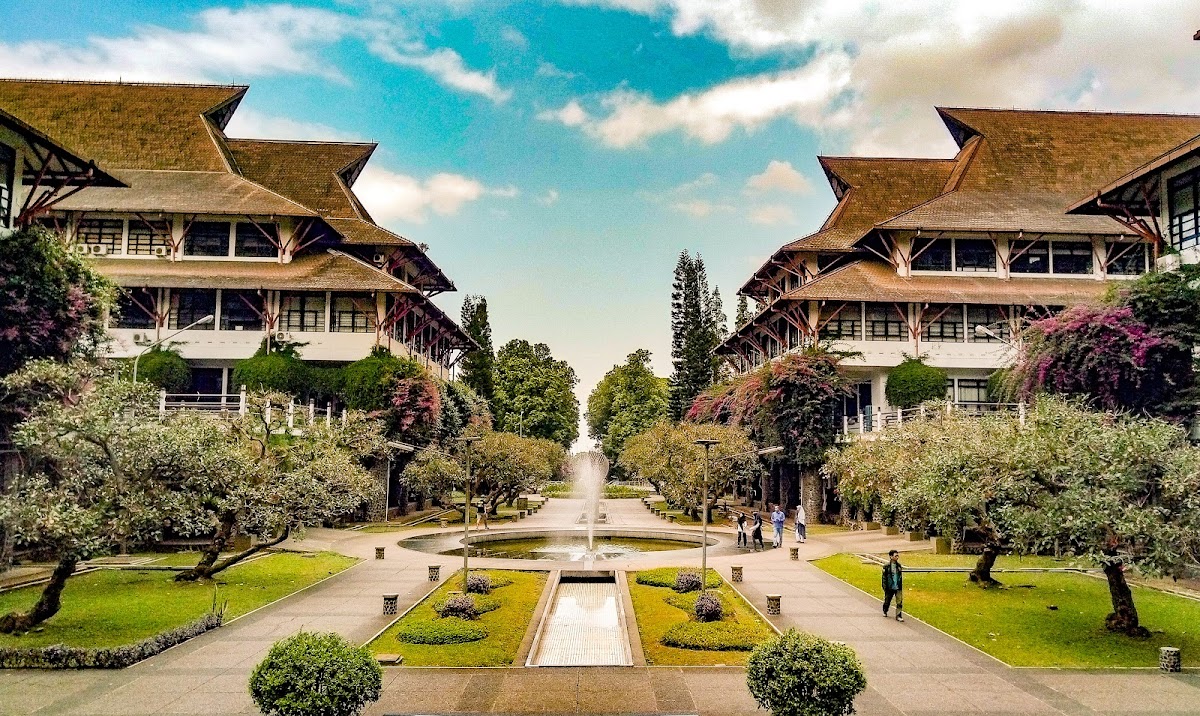 Bandung Institute of Technology photo 2