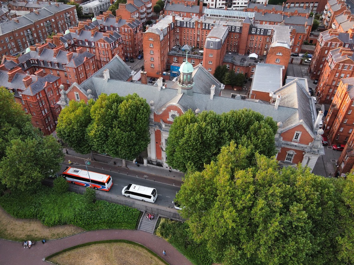 Liberties College photo 2