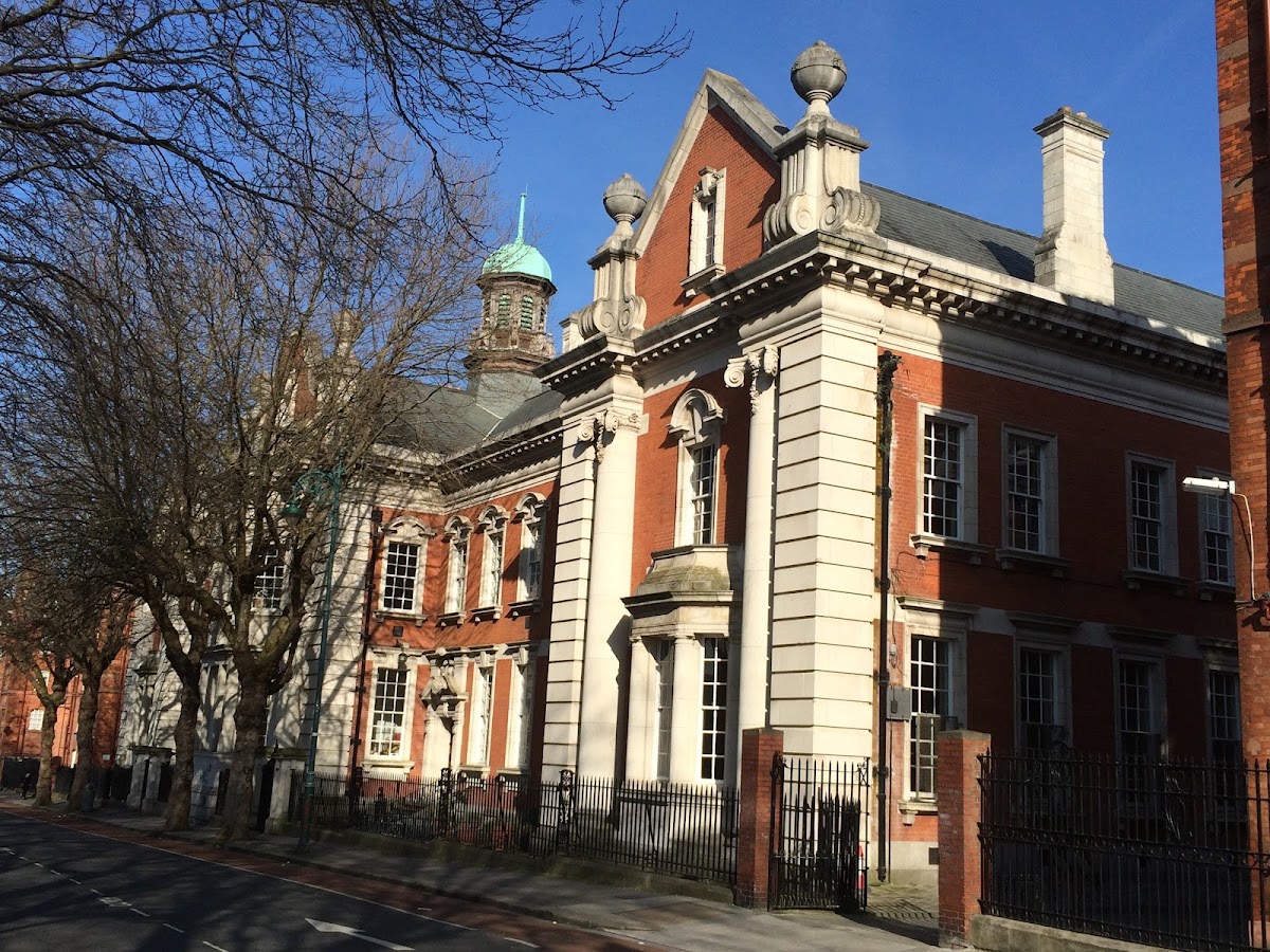 Liberties College photo 4