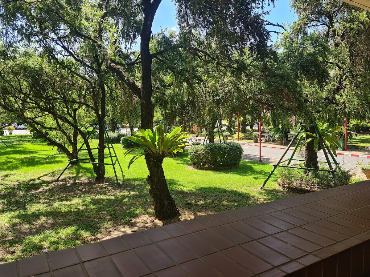 Huachiew Chalermprakiet University photo 8