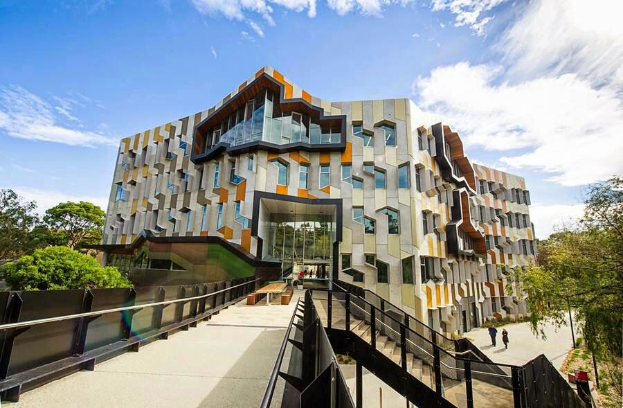 La Trobe University photo 1