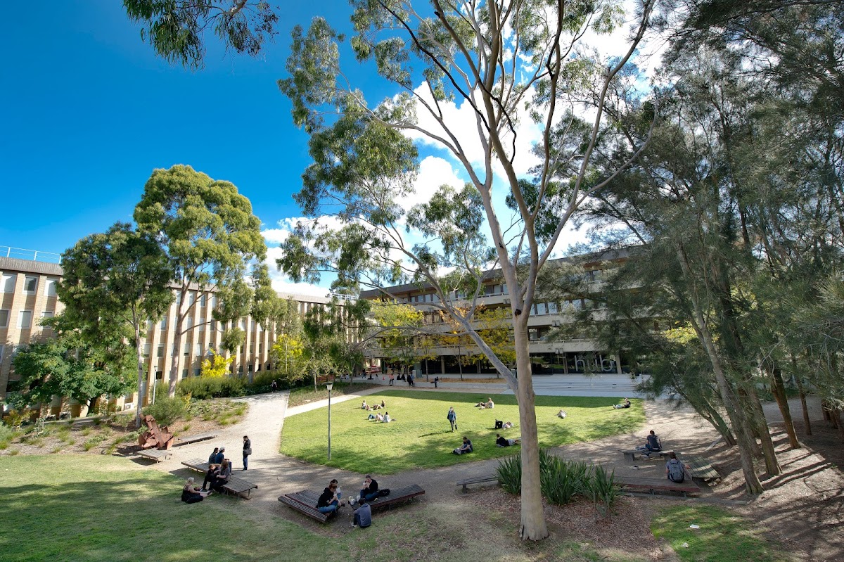 La Trobe University photo 2