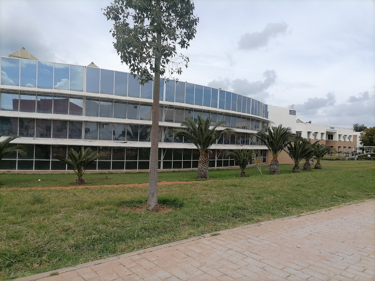 University Hassan I photo 2