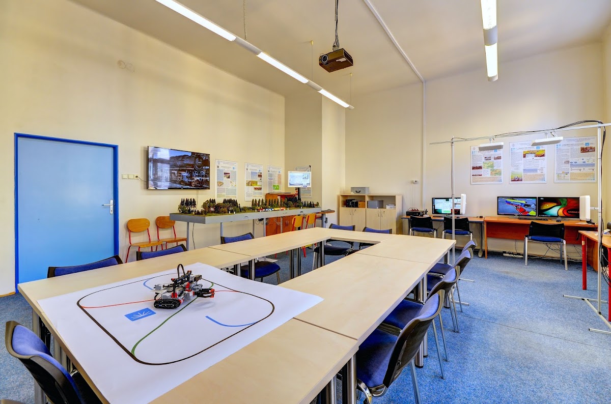 College of Logistics photo 4