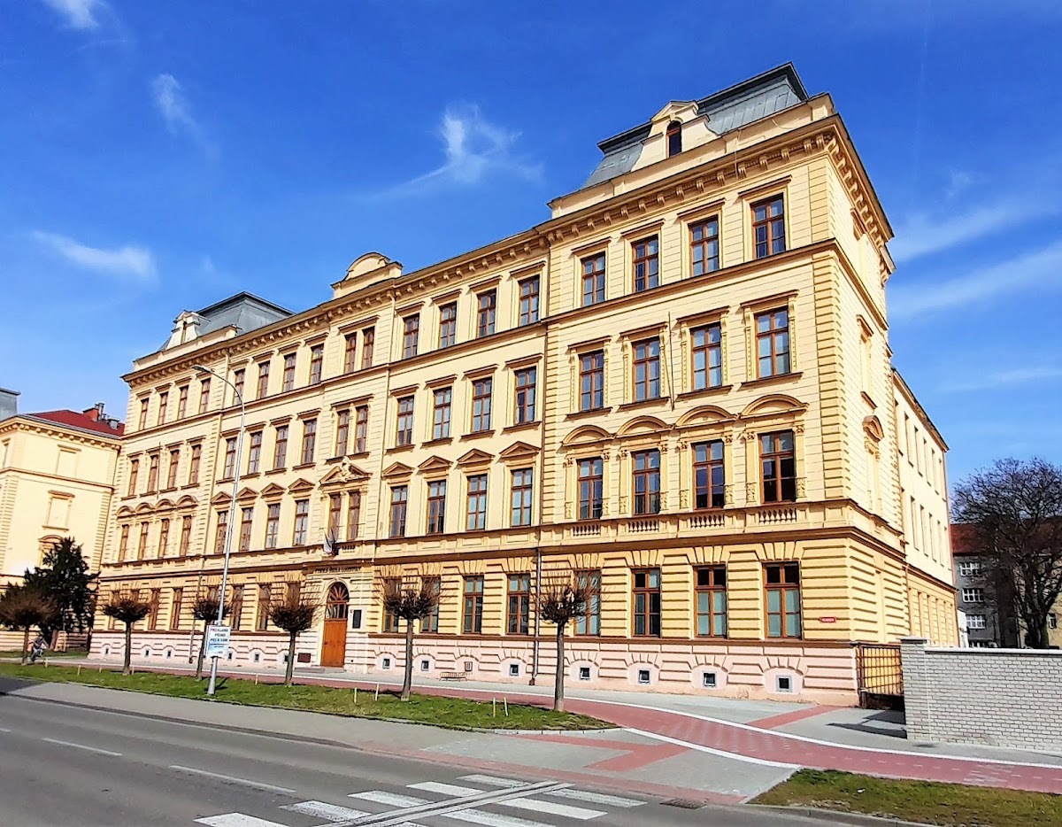 College of Logistics photo 9