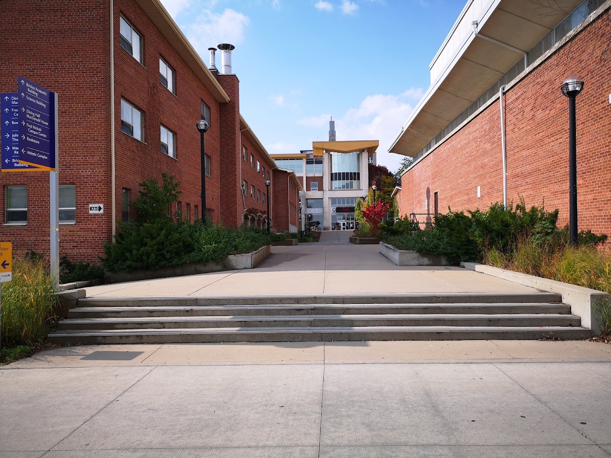 Wilfrid Laurier University photo 2