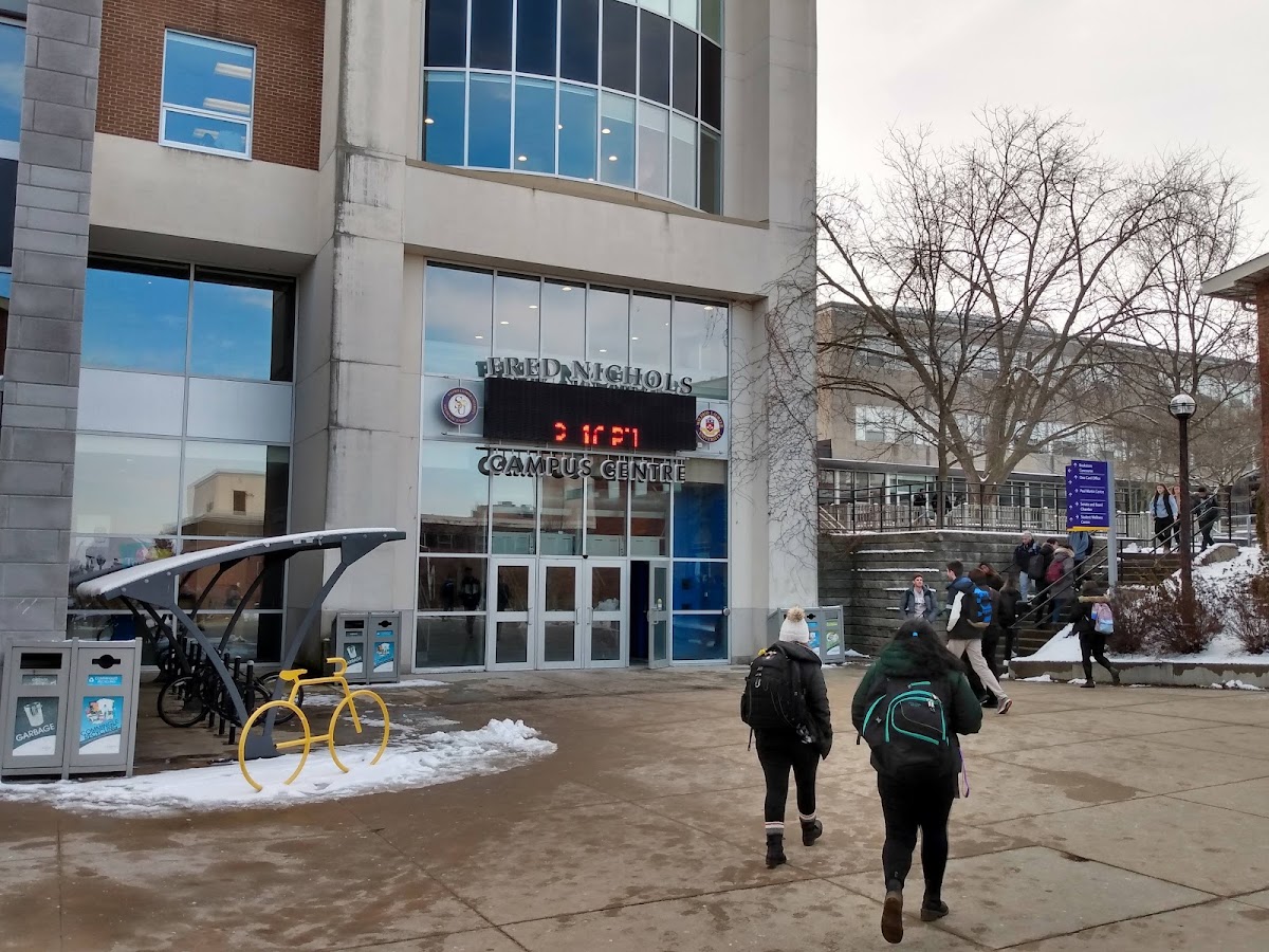 Wilfrid Laurier University photo 4