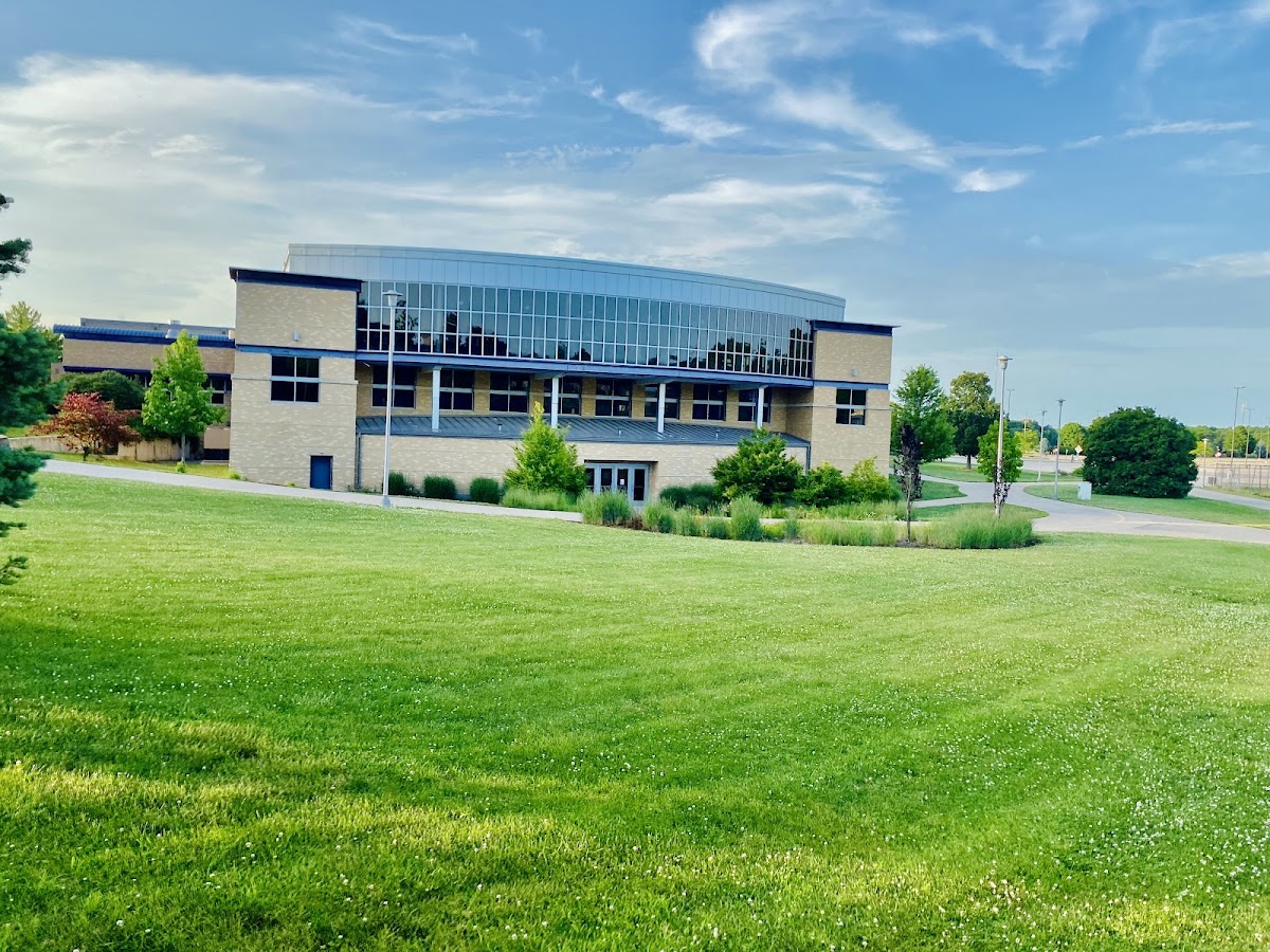 Western Illinois University photo 7