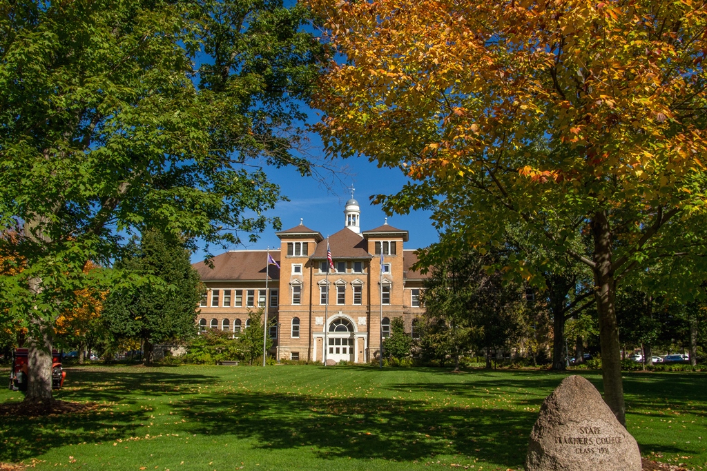 UW-Stevens Point photo 7
