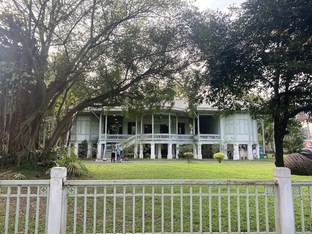 Silpakorn University photo 4