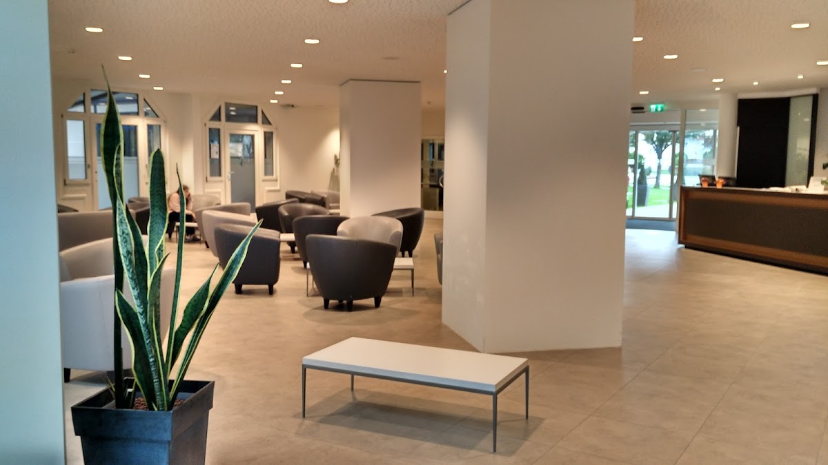 Glion Institute of Higher Education photo 1