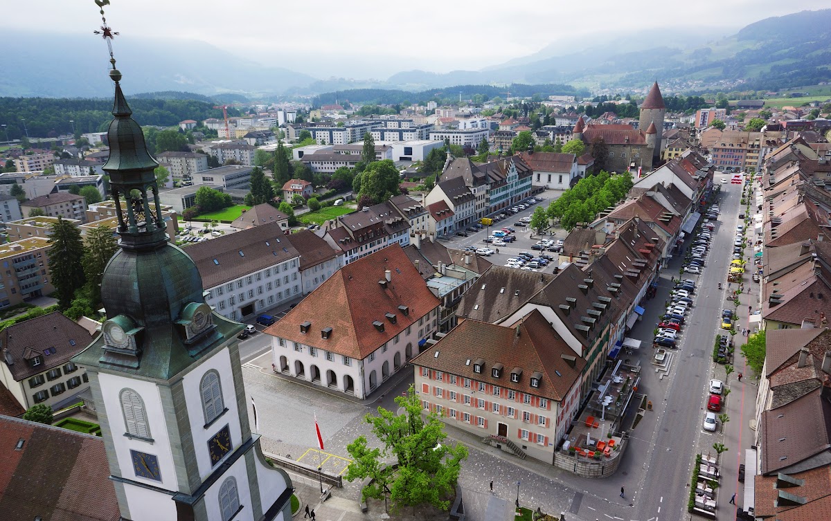 Glion Institute of Higher Education photo 2