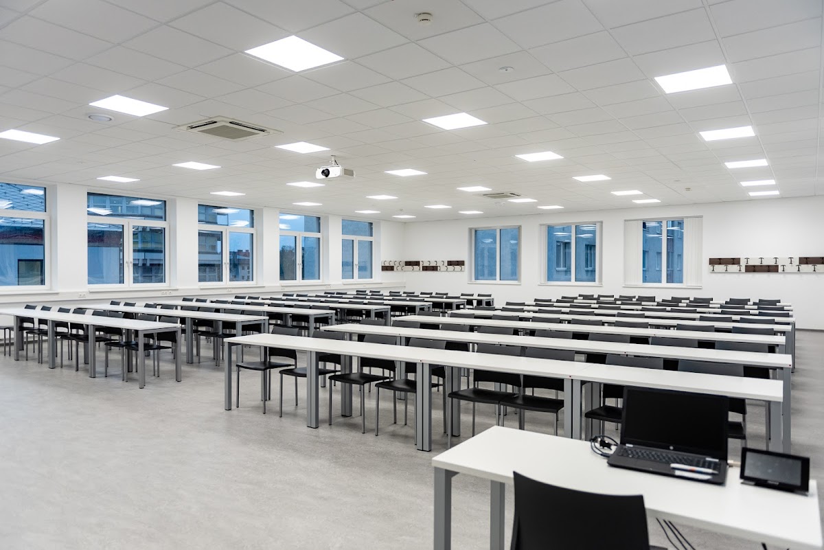 Ferdinand Porsche FernFH photo 2