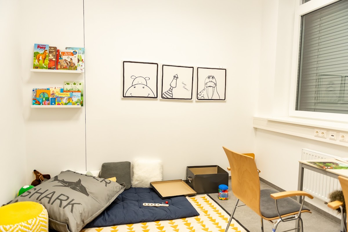 Ferdinand Porsche FernFH photo 4