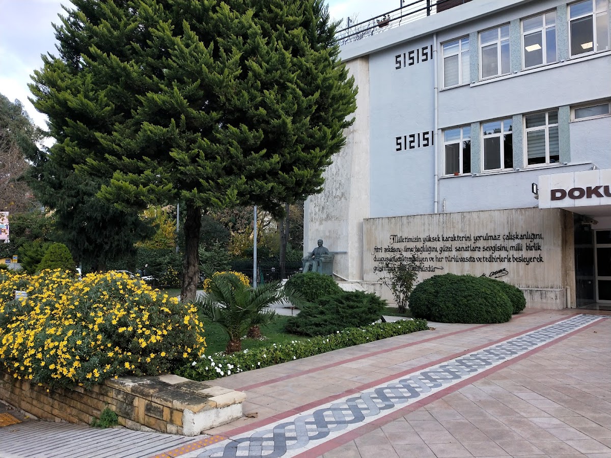 Dokuz Eylül University photo 3