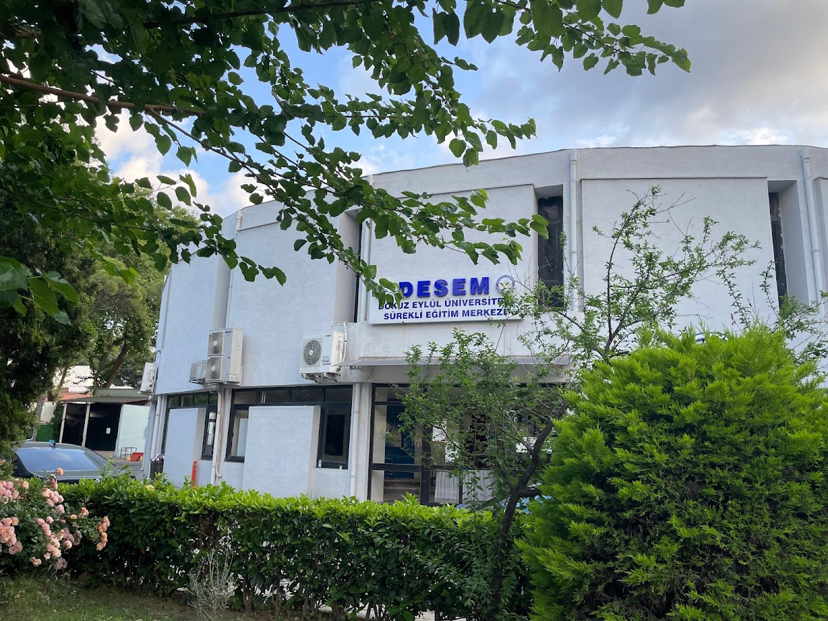 Dokuz Eylül University photo 5