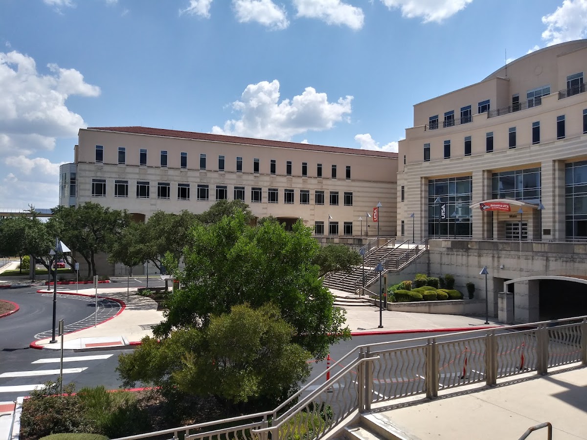 UT San Antonio photo 3