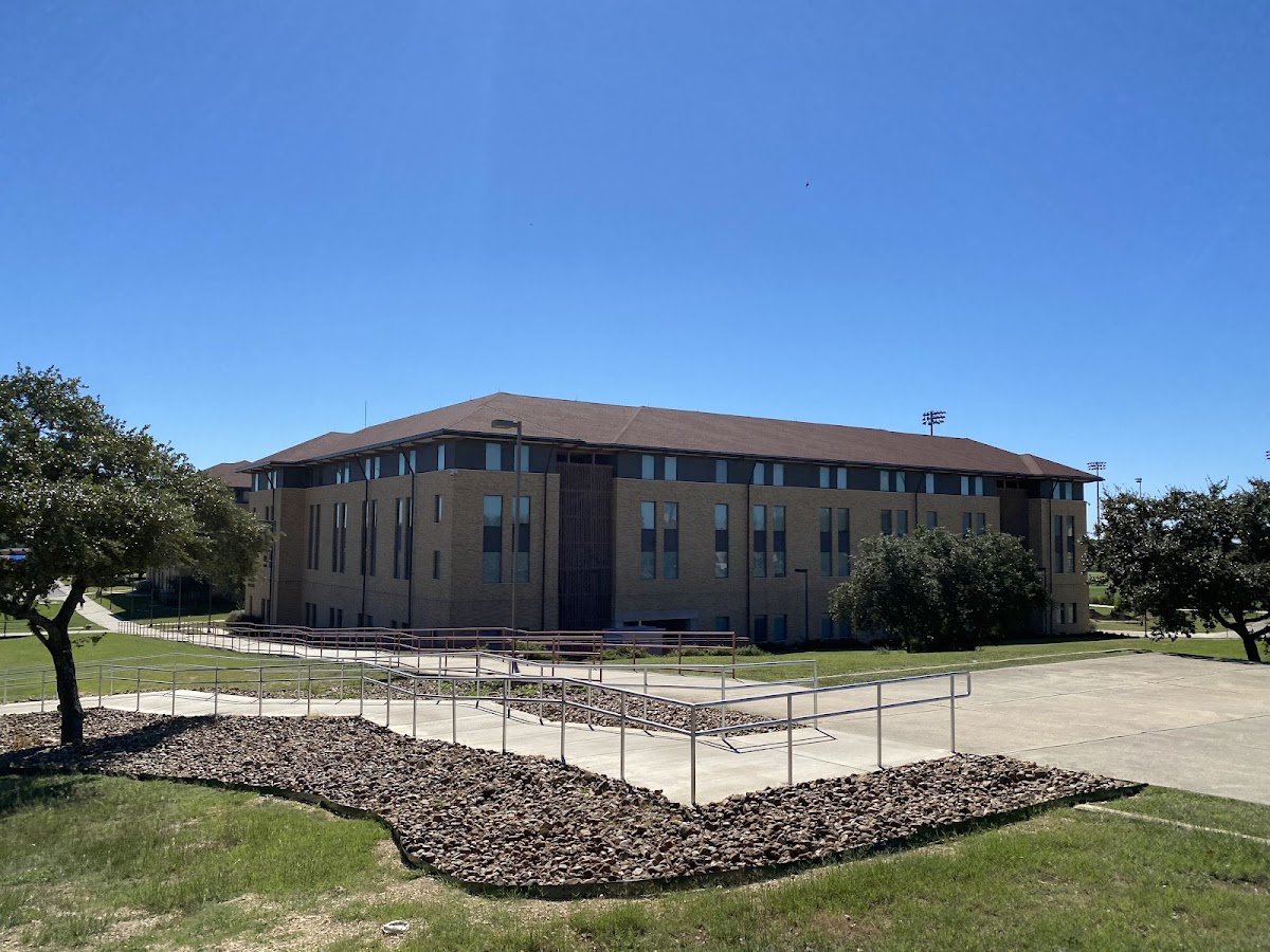 UT San Antonio photo 4
