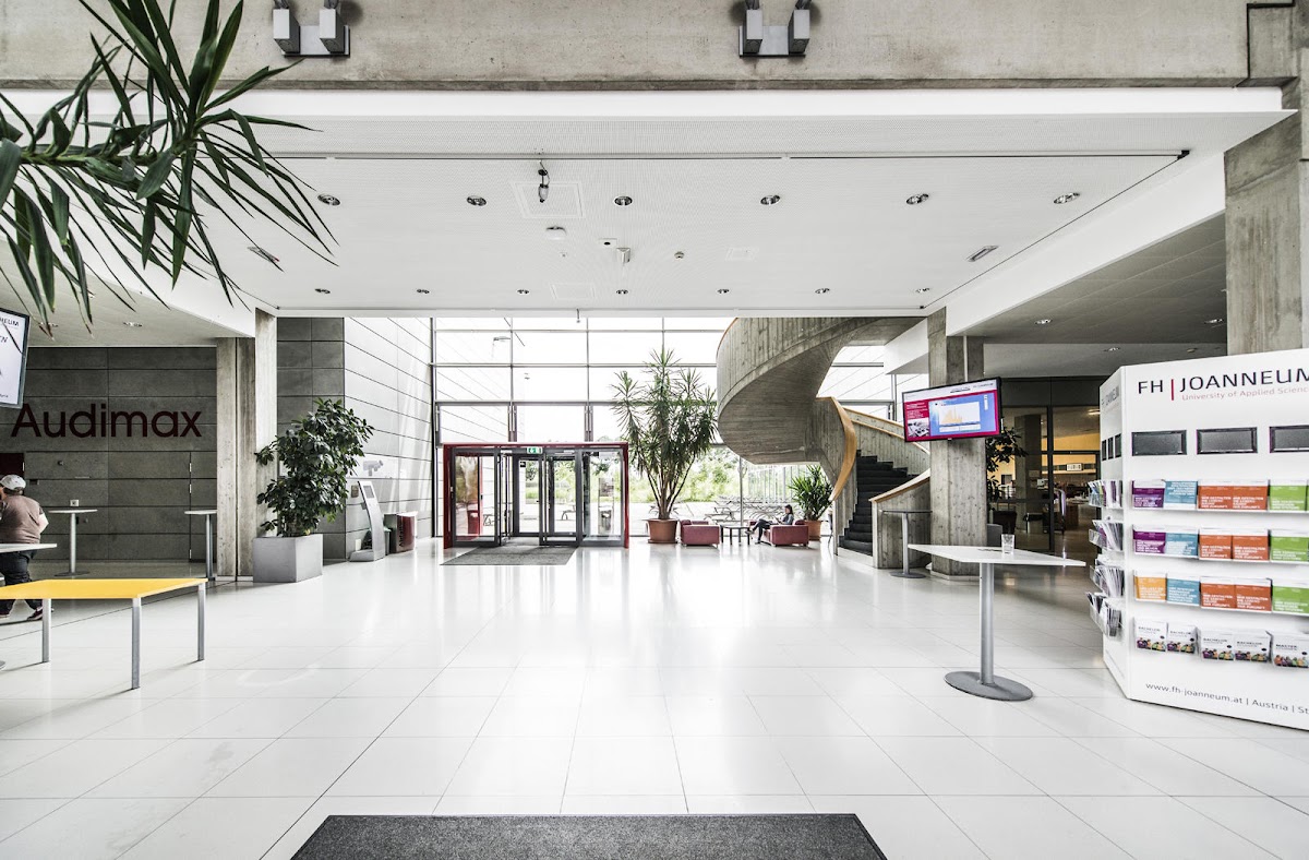 FH Joanneum University of Applied Sciences photo 3