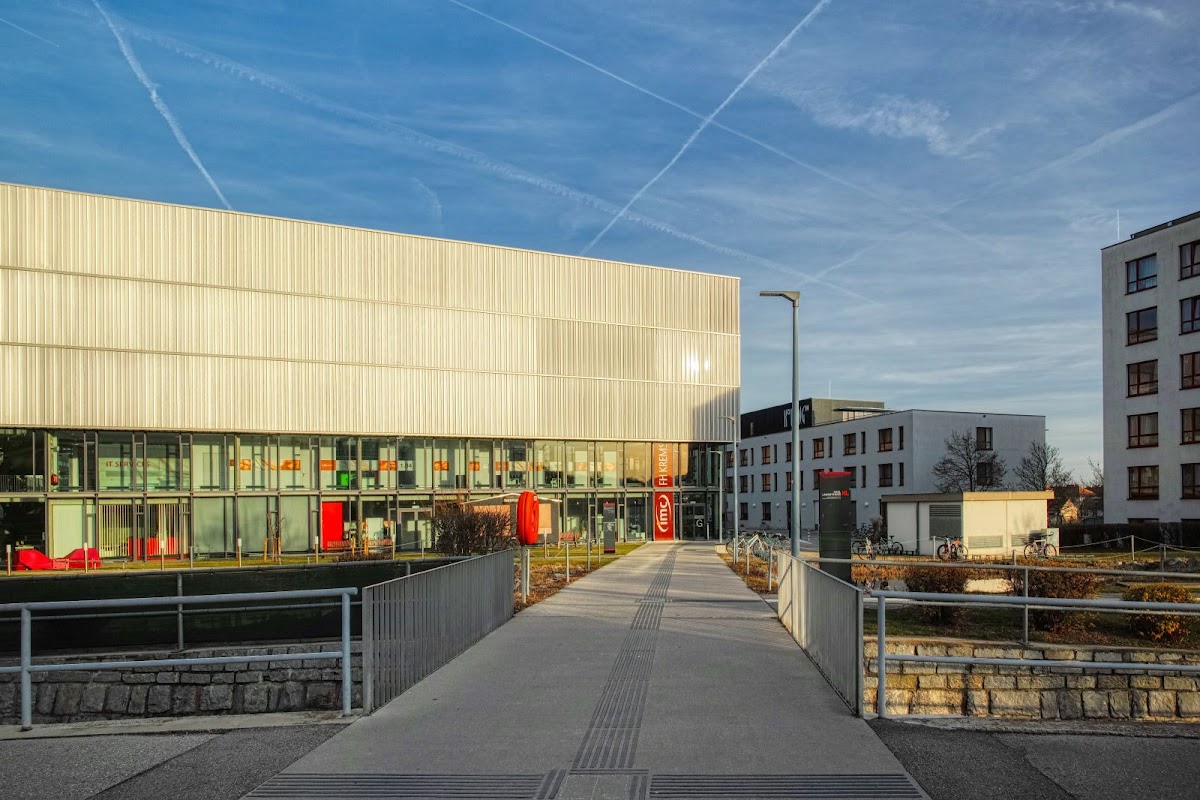 University of Applied Sciences Krems photo 3