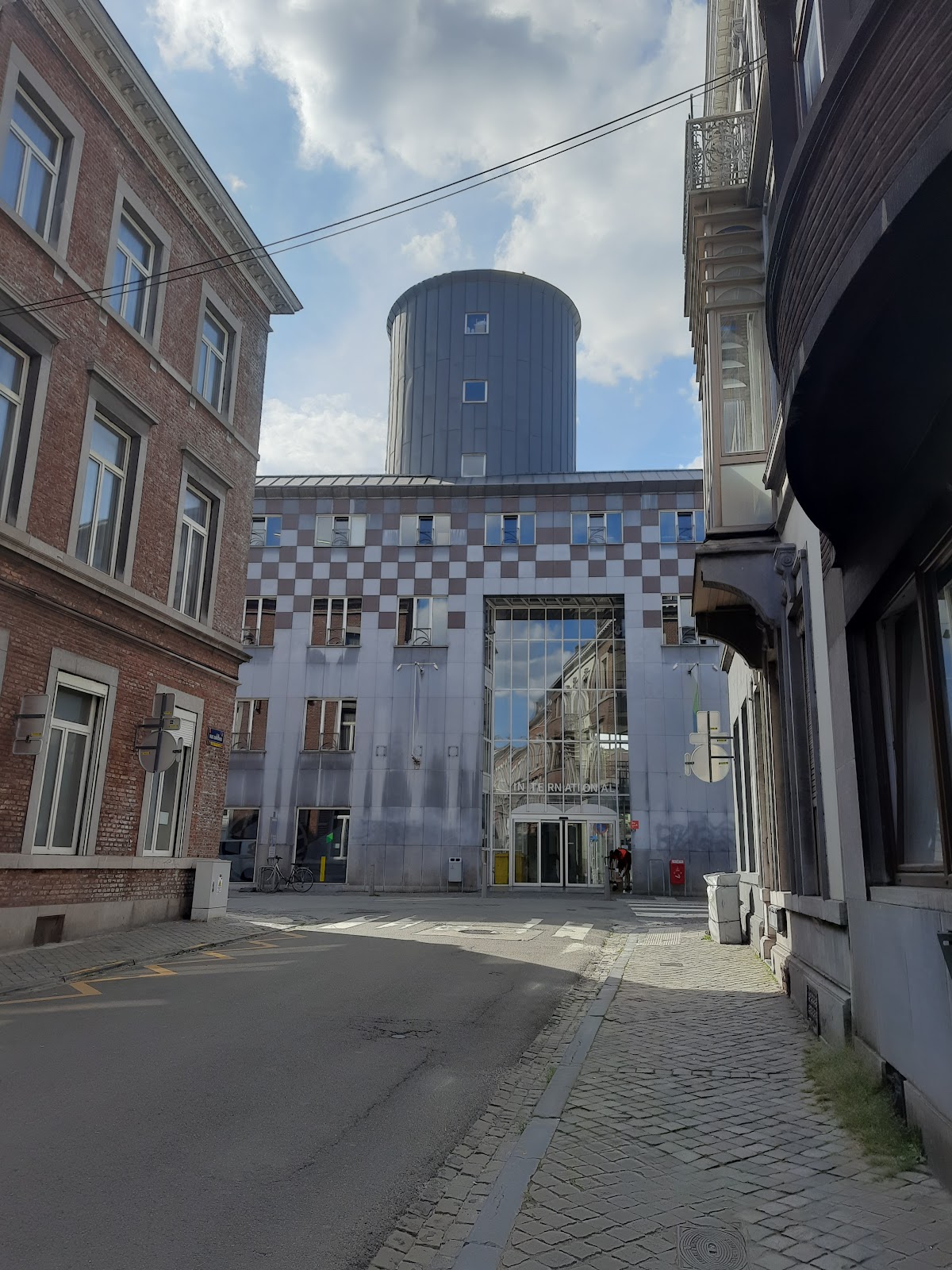 HEC Liège Management School - University of Liège photo 7