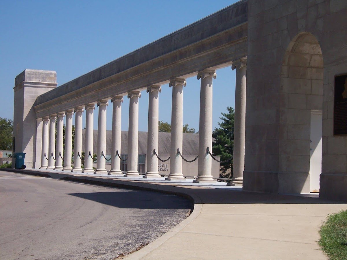 Western Kentucky University photo 8