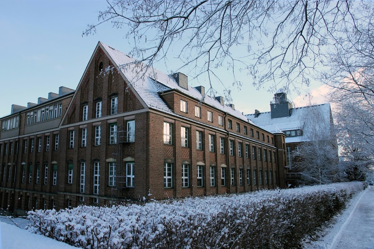 Technische Universität Dresden photo 2