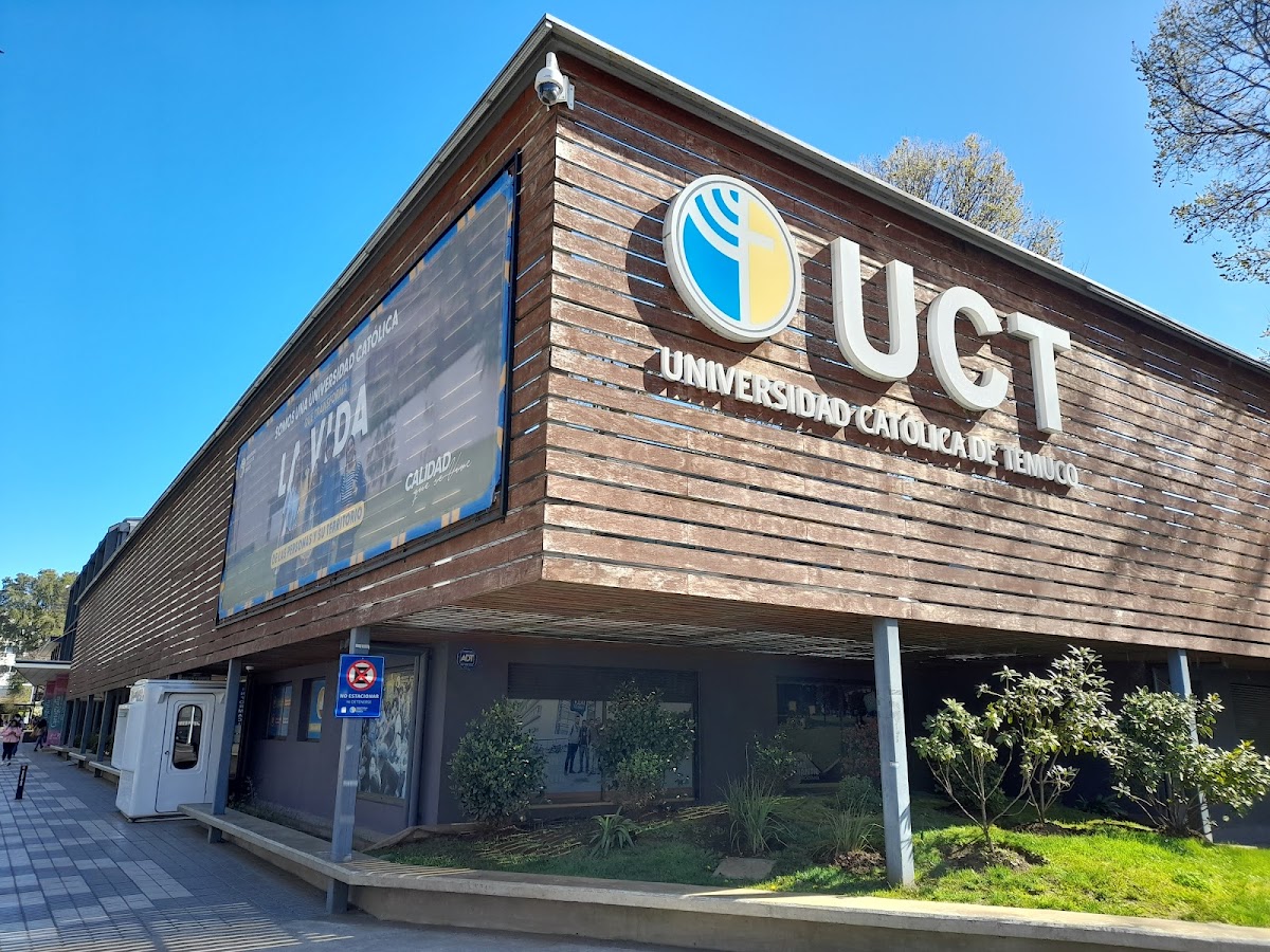 Catholic University of Temuco photo 4