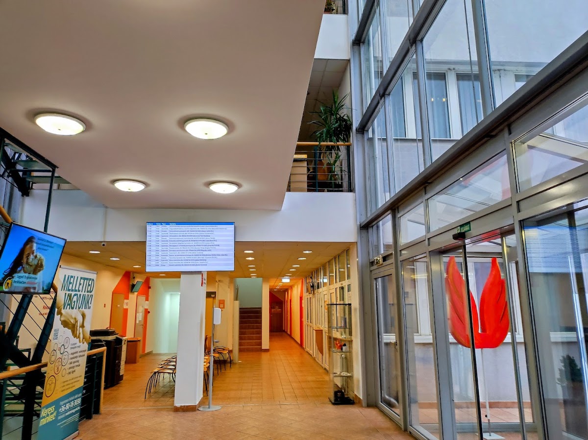 Budapest Metropolitan University photo 2