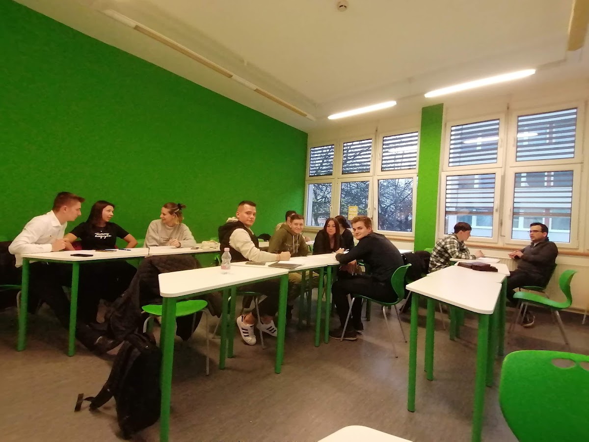 Budapest Metropolitan University photo 5