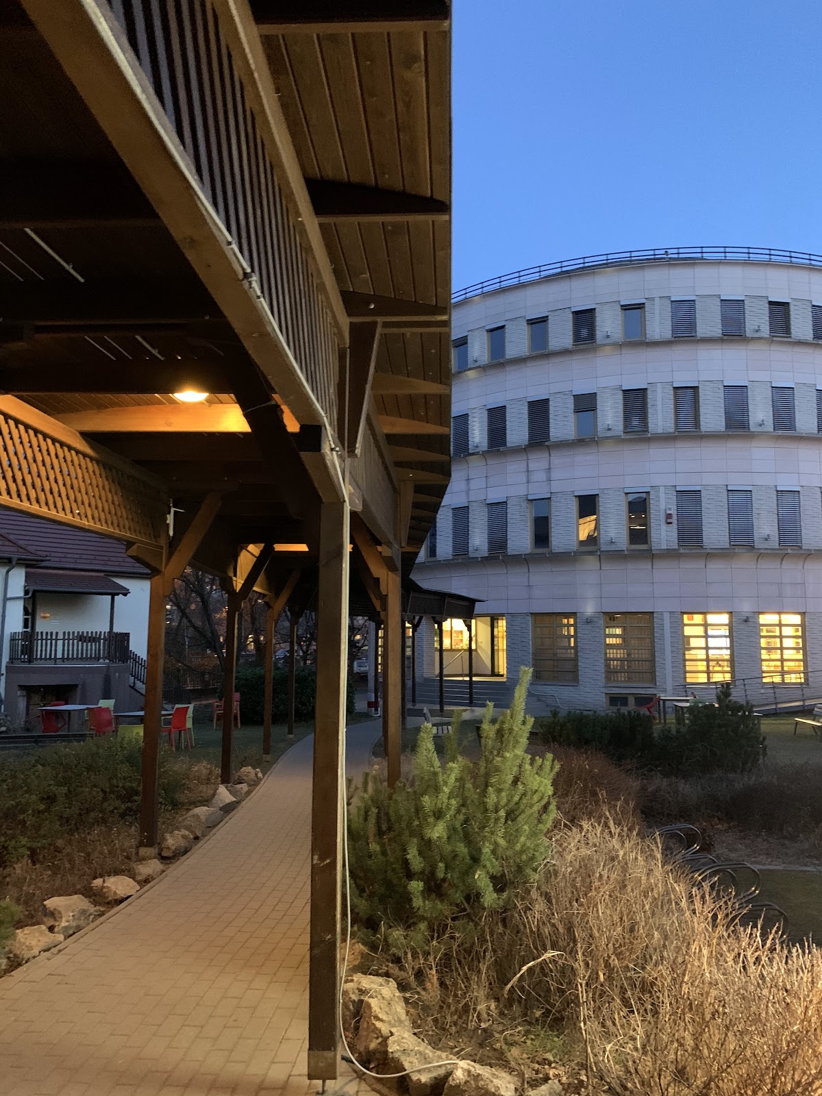 Budapest Metropolitan University photo 7