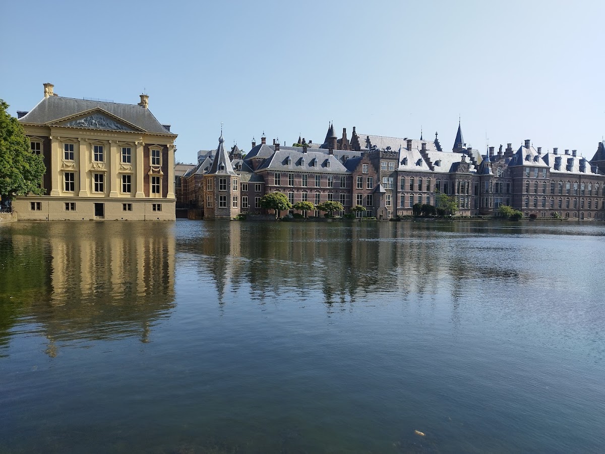 Leiden University College The Hague photo 6