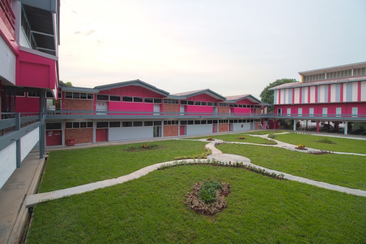 Dimensions International College photo 3