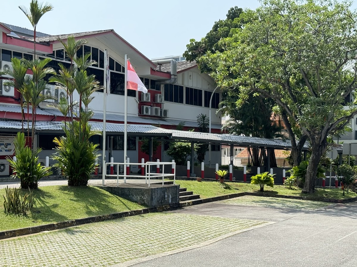 Dimensions International College photo 8