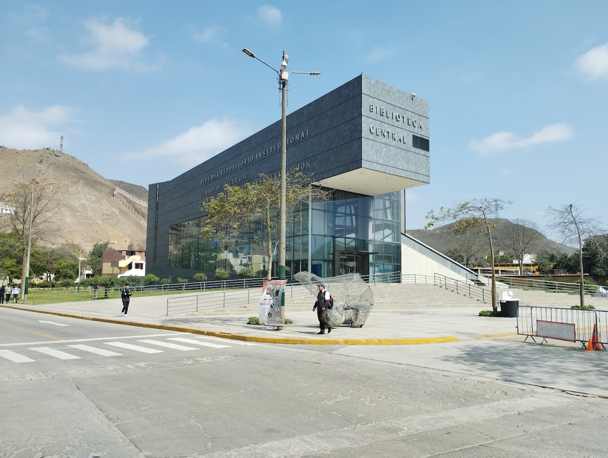 National University of Engineering photo 8