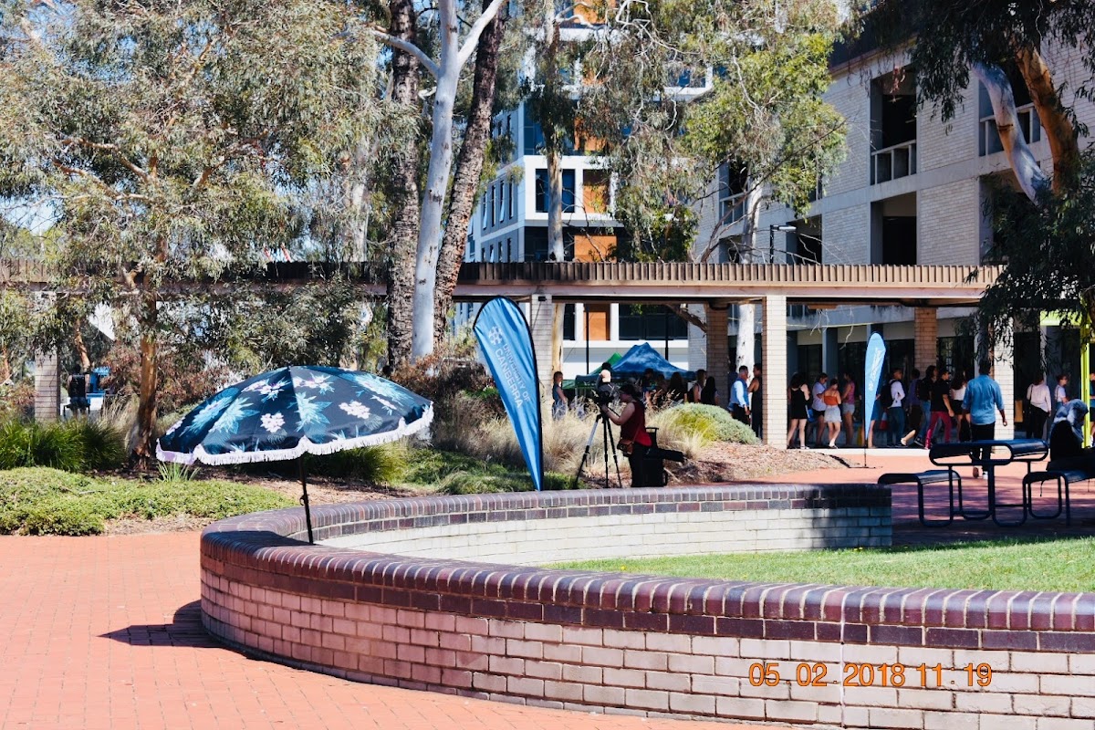 University of Canberra photo 3