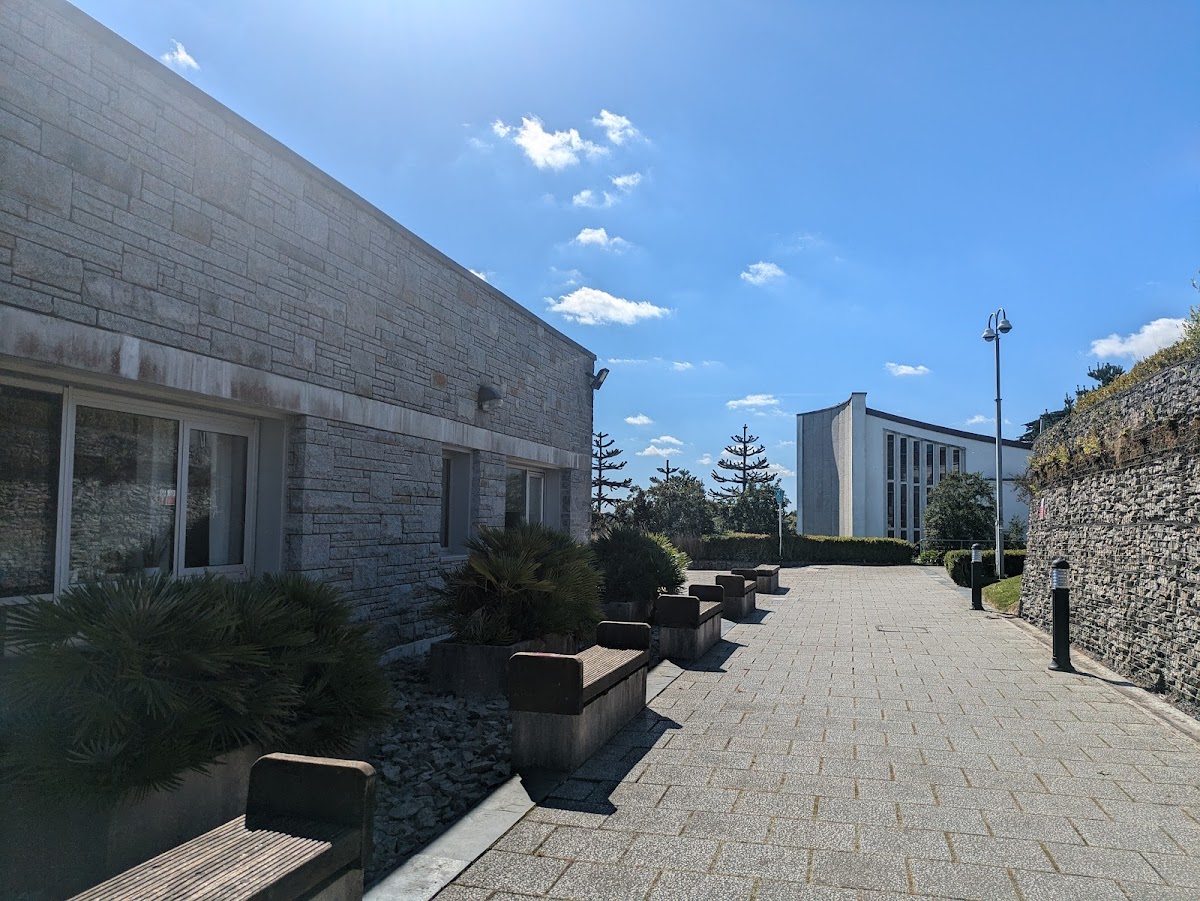 Falmouth University photo 8