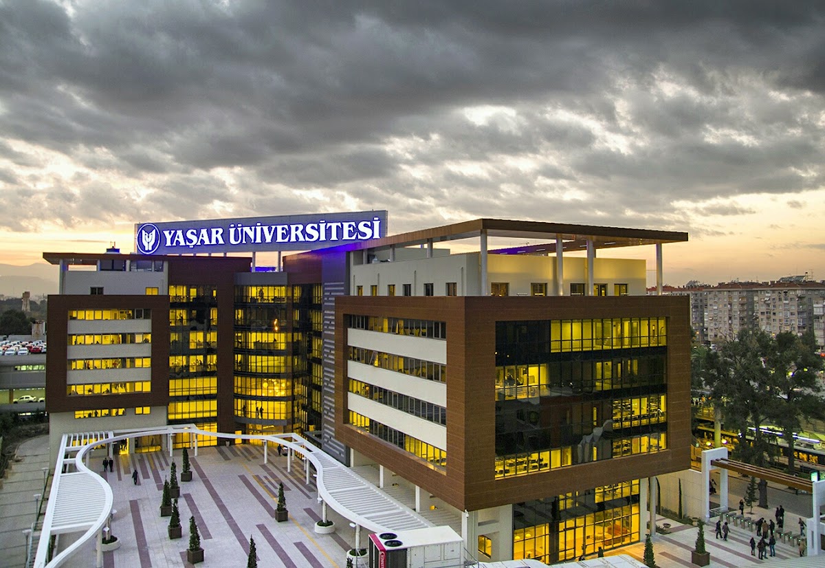 Yaşar University photo 2